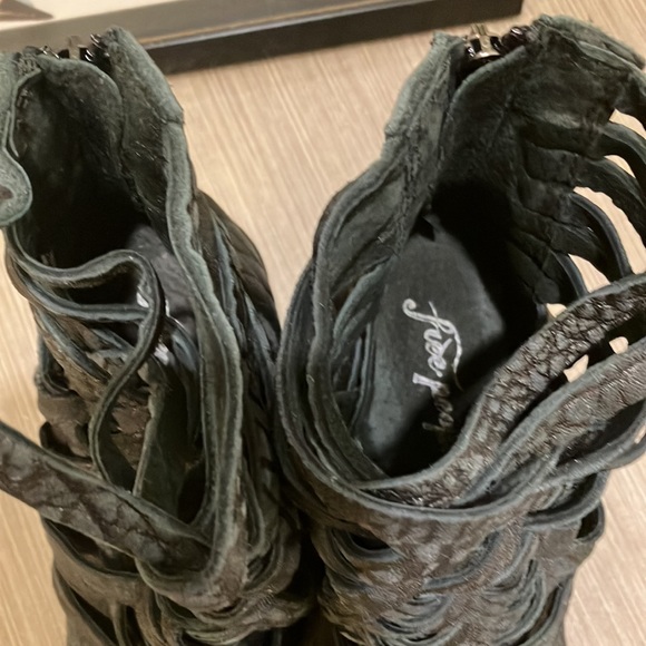 Free People Carrera distressed Leather booties with braids Black color size 9.5 - Picture 9 of 12